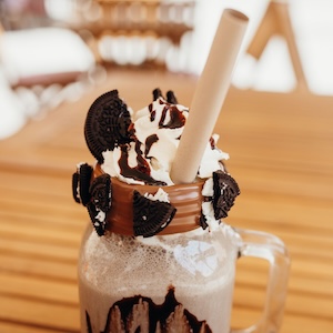 MILKSHAKE